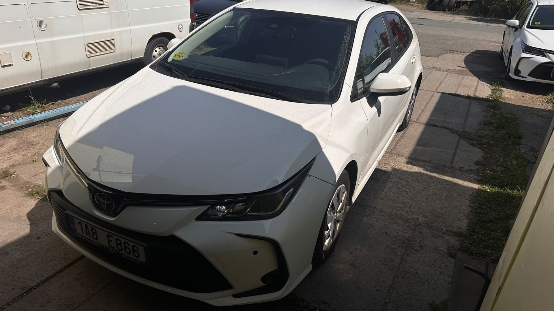 TOYOTA COROLLA